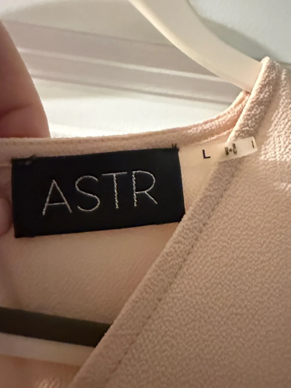 ASTR Peach Crochet-Hem V-Neck Blouse